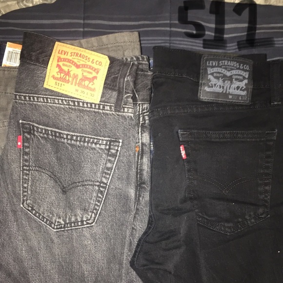 Levi Brand Jeans - Picture 5 of 6